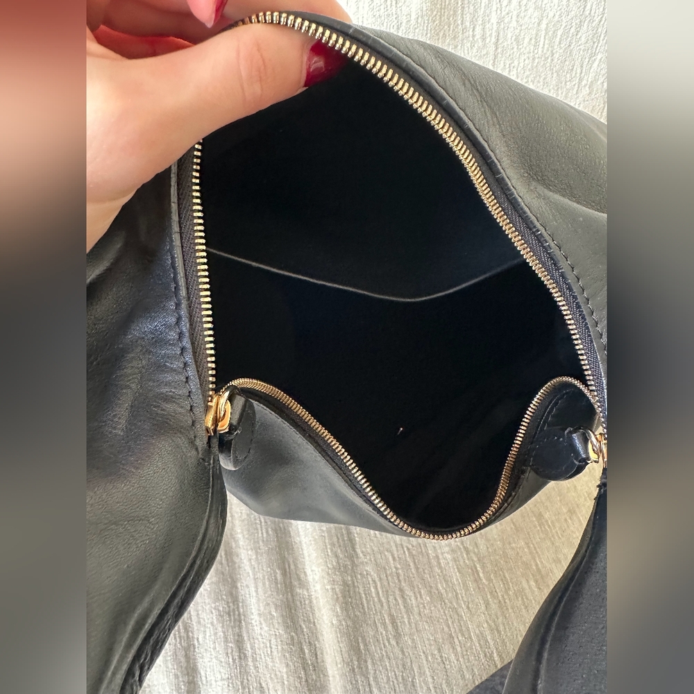 Khaite Large Beatrice Leather Hobo Bag - Black - Picture 5 of 5